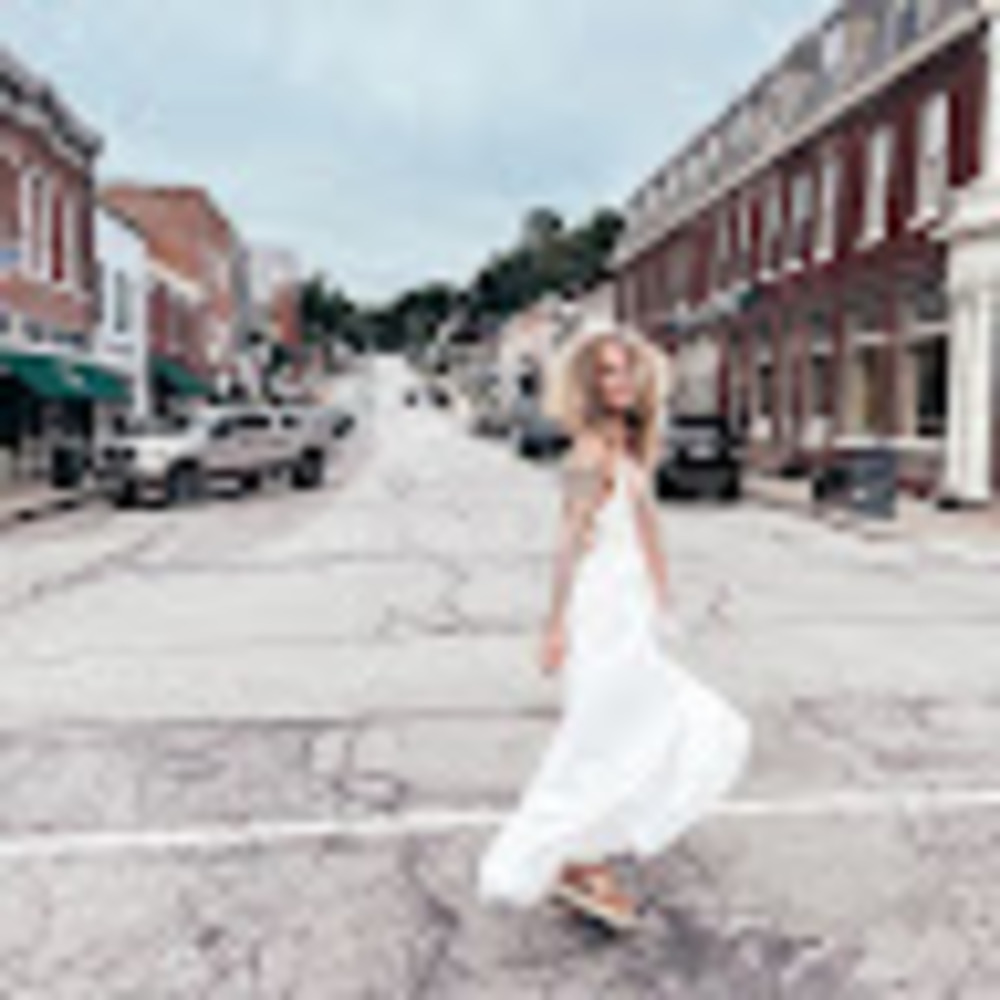 Meet your Posher, Ellen